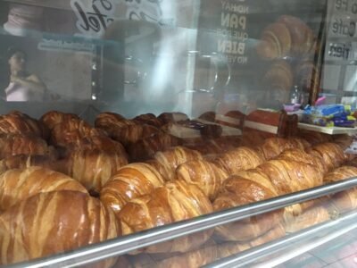 Panadería, Cafetería y Pastelería Pan y pastel